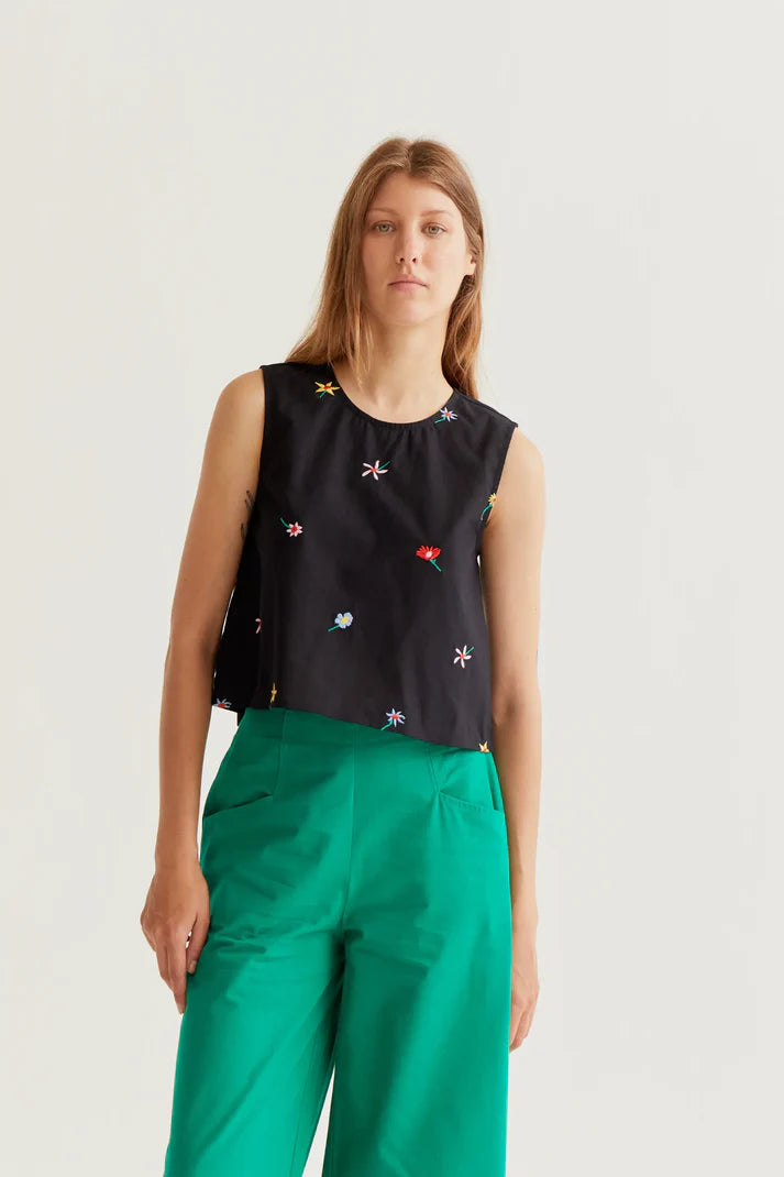 Black Gardeners Print Sleeveless Top