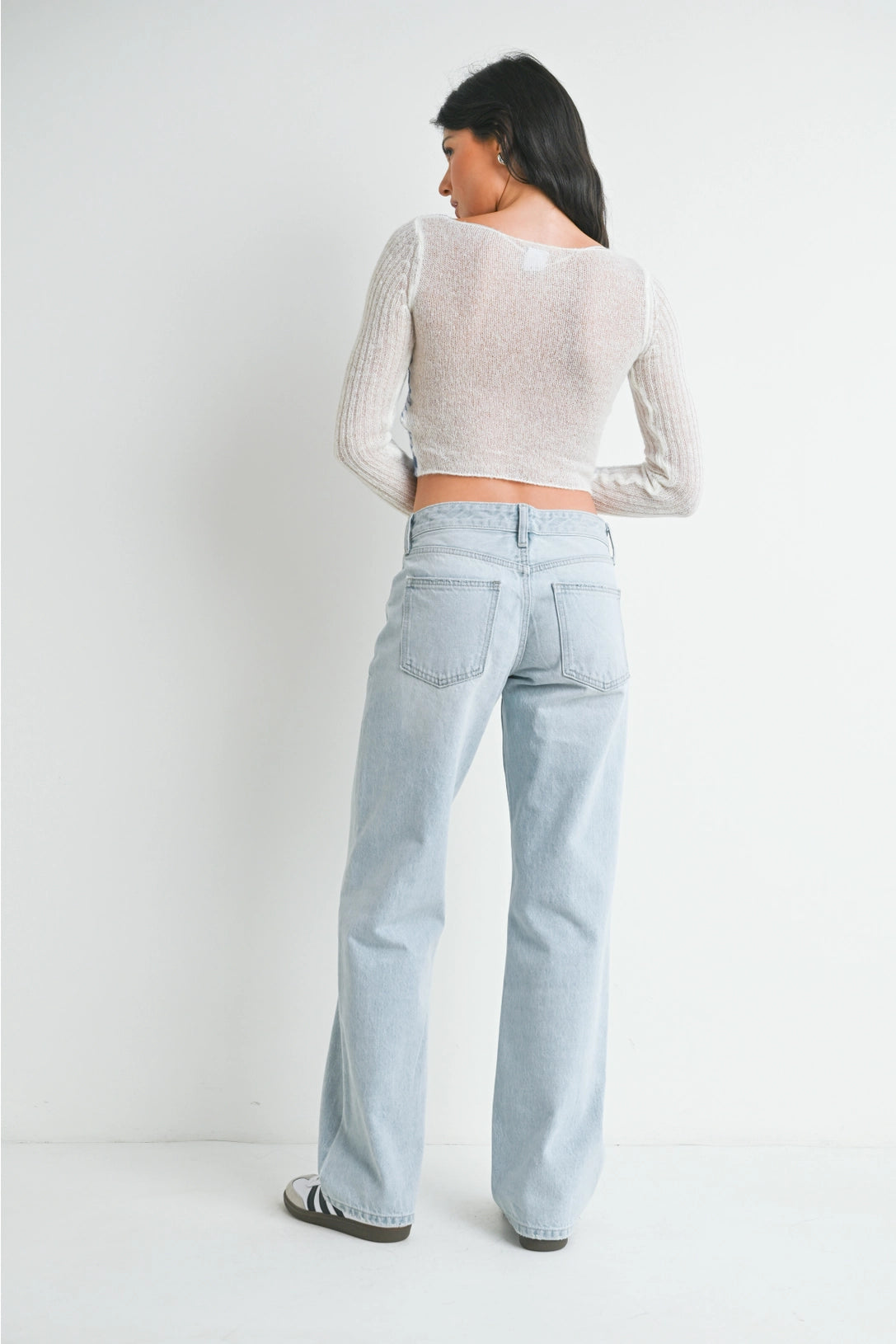 Low Rise Relaxed Jeans