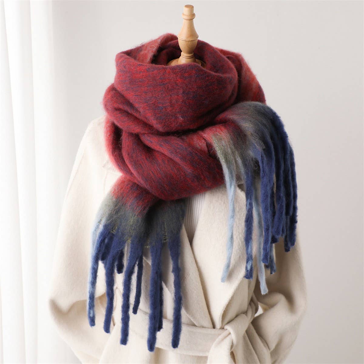 Loopy Yarn Ombre Scarf with Soft Tassels