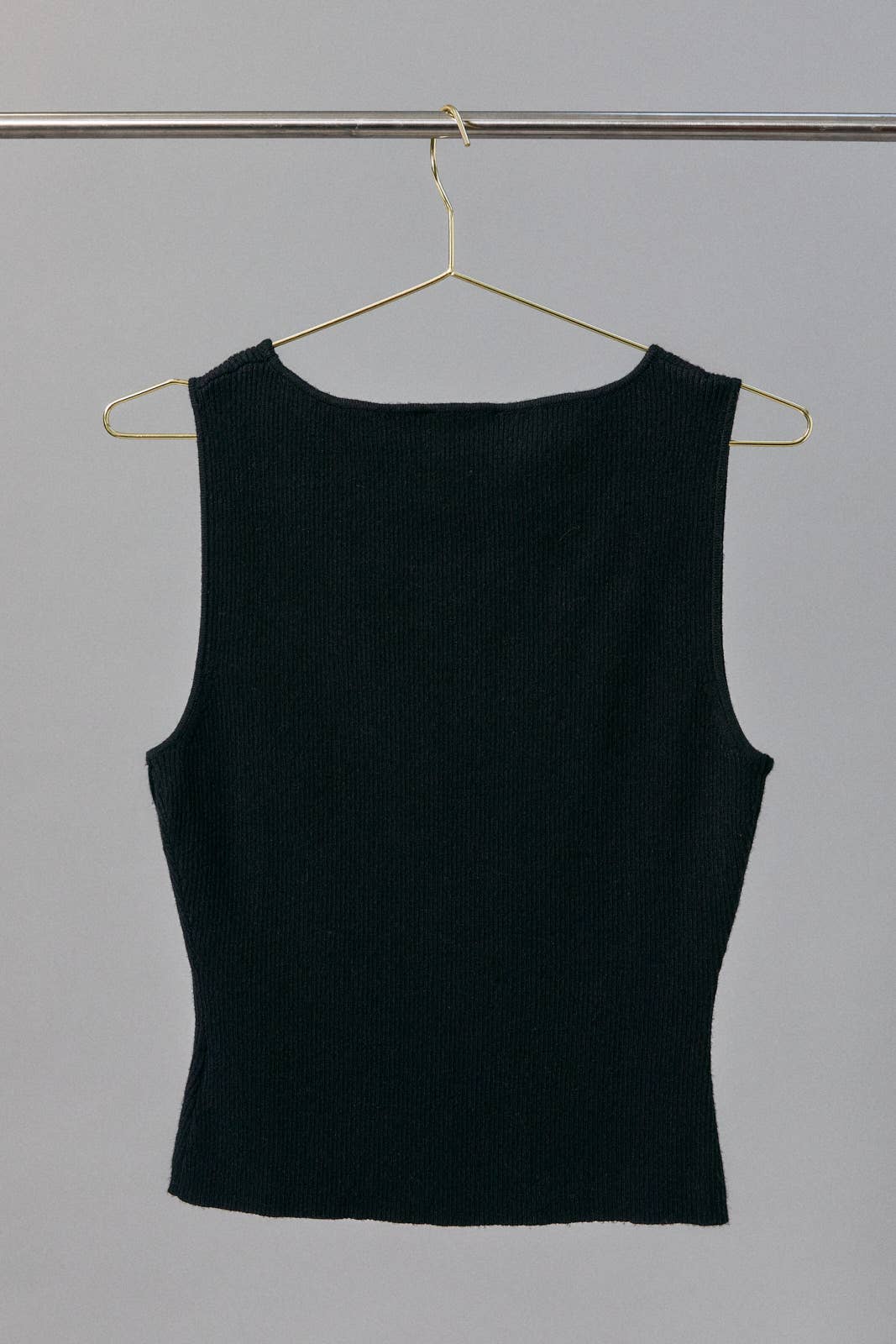Boat Neck Button Tank