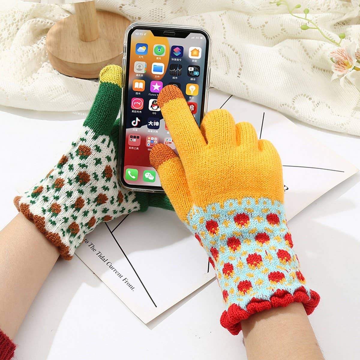 Touchscreen Gloves